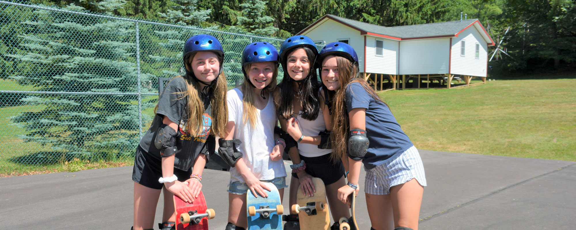 Group of girls at the skatepark