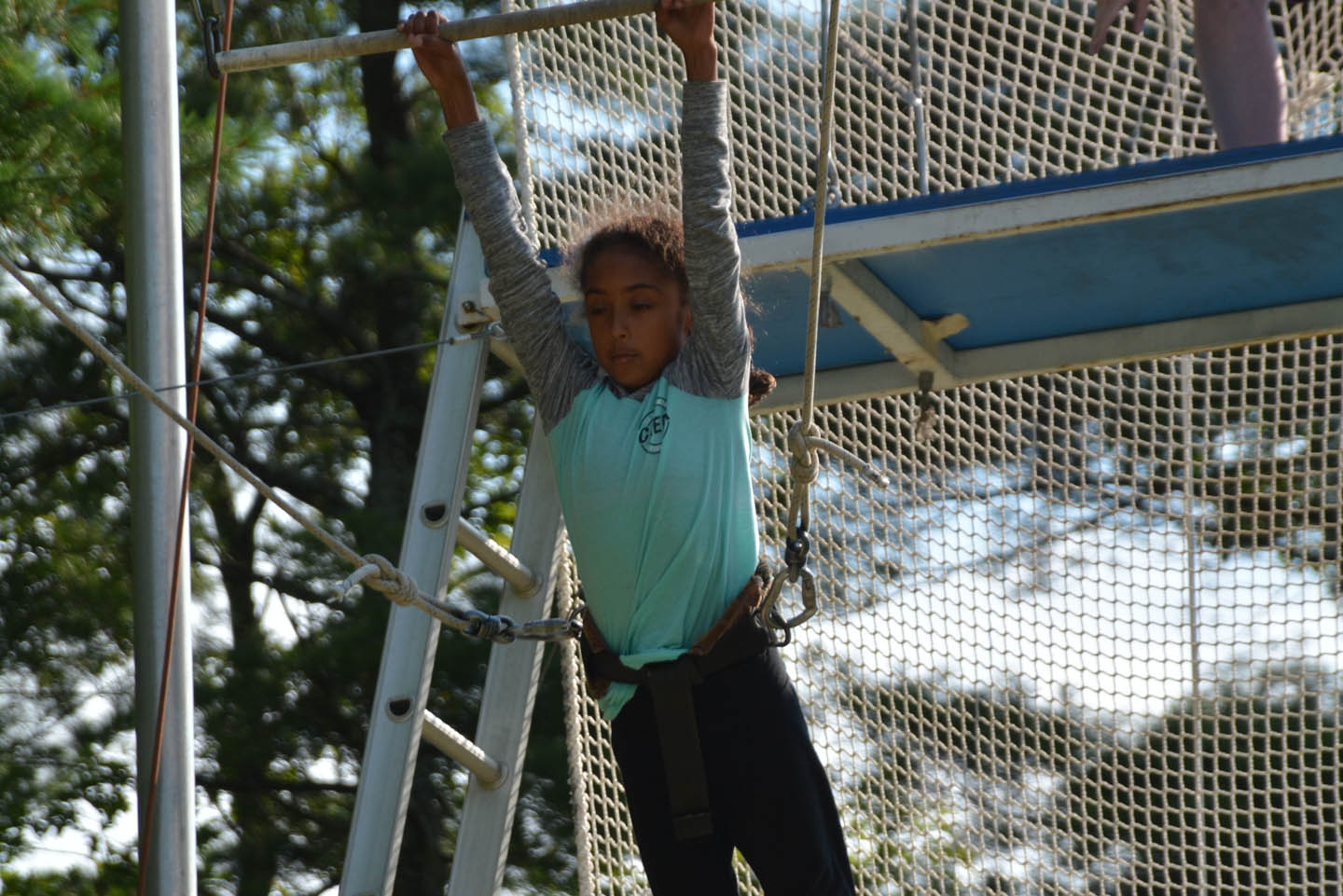 Parents dropping off children at Lake Greeley Camp